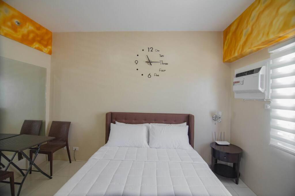1822 Deluxe Twin - Migas Haven At Sunvida Tower Apartment Cebu Exterior foto